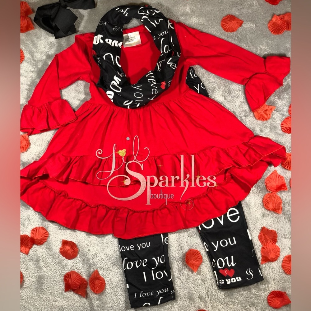 Girl’s valentine three piece set.